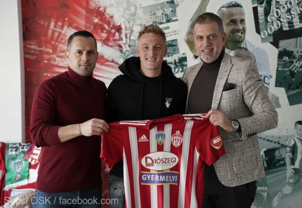 Clubul Sepsi OSK l-a transferat pe jucătorul maghiar Kevin Varga