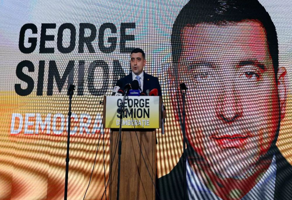 GEORGE SIMION DEZVĂLUIE MOTIVUL PENTRU CARE NU A MERS LA DEZBATERILE TV: NU STAU CU TÂLHARII LA MASĂ!