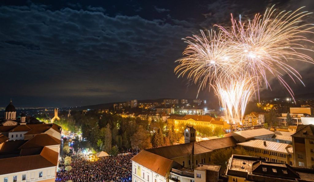 ZILELE SFÂNTU GHEORGHE 2025: MAI MULȚI MEȘTERI, CONCERTE DE TOP ȘI FOC DE ARTIFICII