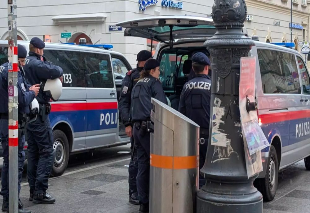 MAE: DOI ELEVI ROMÂNI, PRINTRE VICTIMELE MASACRULUI DE LA ȘCOALA DIN GRAZ, AUSTRIA