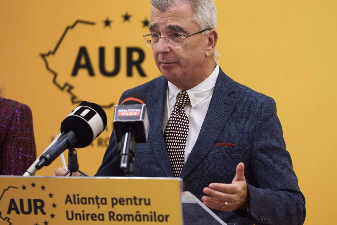 Petrișor Peiu (liderul senatorilor AUR): „Cine câștigă din blocarea artificială a rafinăriei Petrotel de către Guvernul Bolojan?”