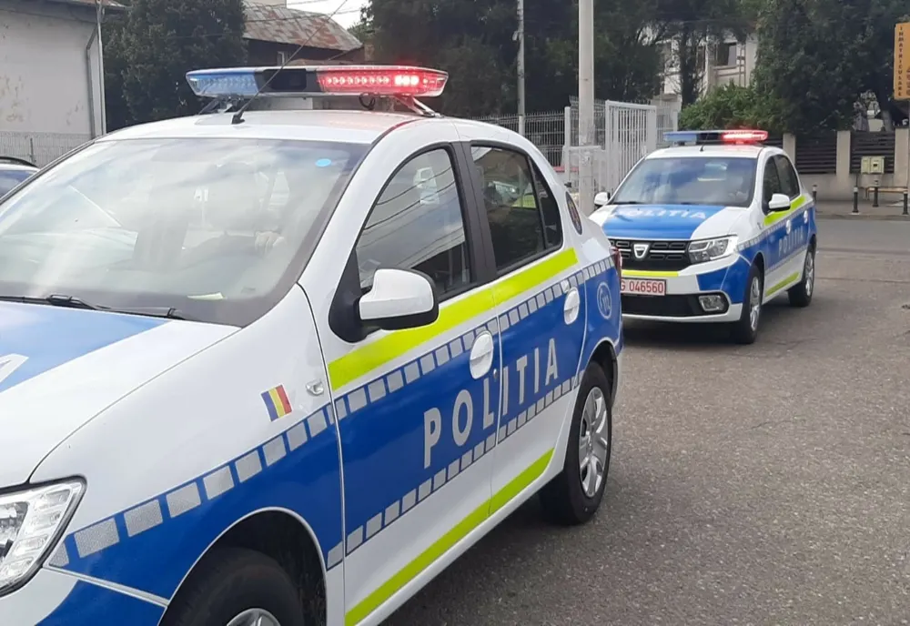 Despărțire cu scandal la Iași. Un bărbat și-a atacat iubita și i-a amenințat cu moartea pe polițiști
