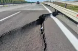 CNAIR explică de ce a închis traficul pe A10 Sebeș-Turda: risc de prăbușire și pericol de impact frontal
