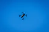 Dronă de atac rusească, recuperată de pe o plajă din Polonia. Militarii au detonat controlat încărcătura