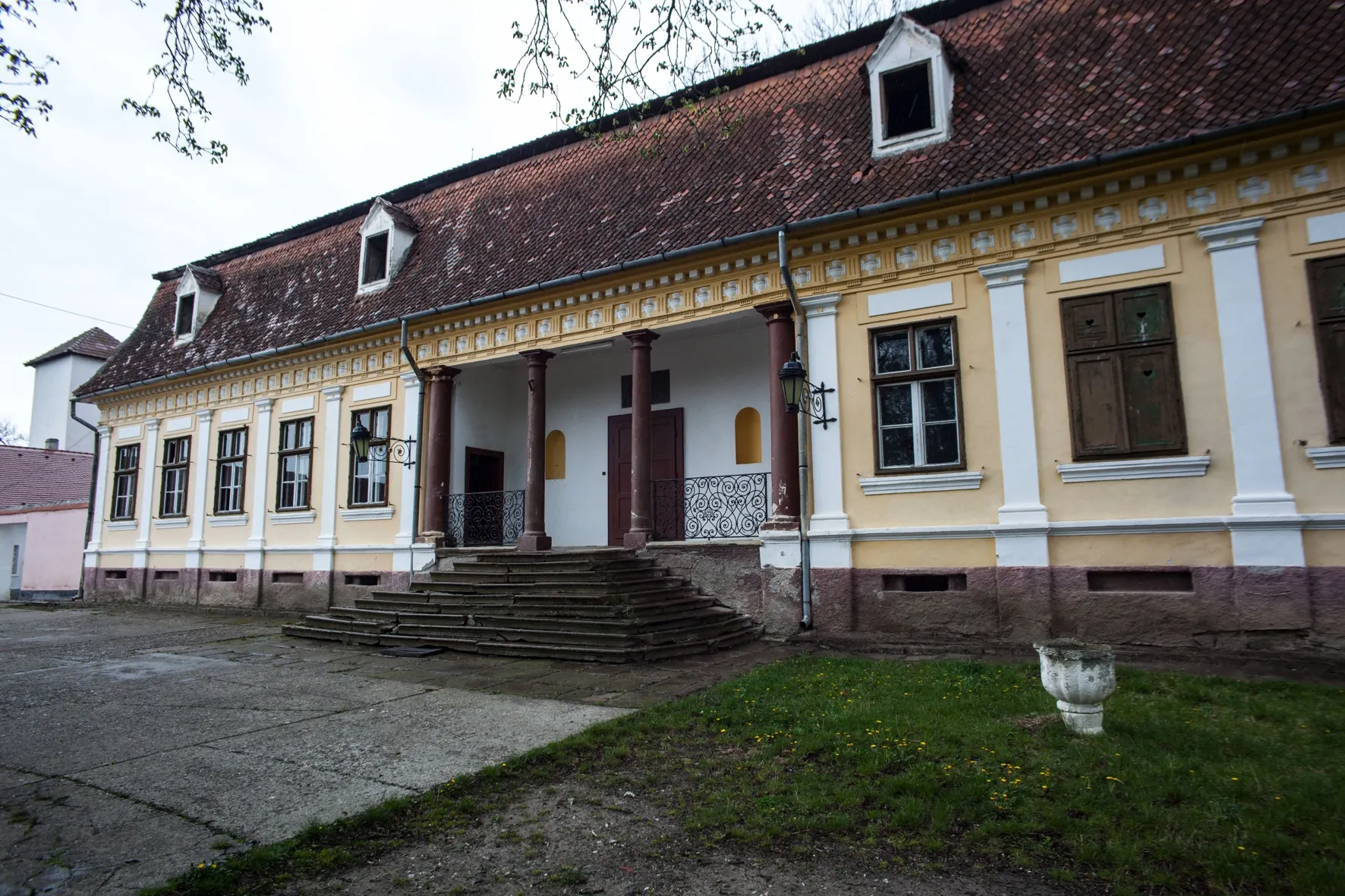 Oltszem Miko kastely