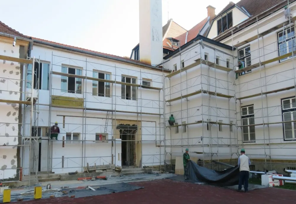 Condiții mai bune de studiu pentru 1.600 de elevi din județul Covasna 