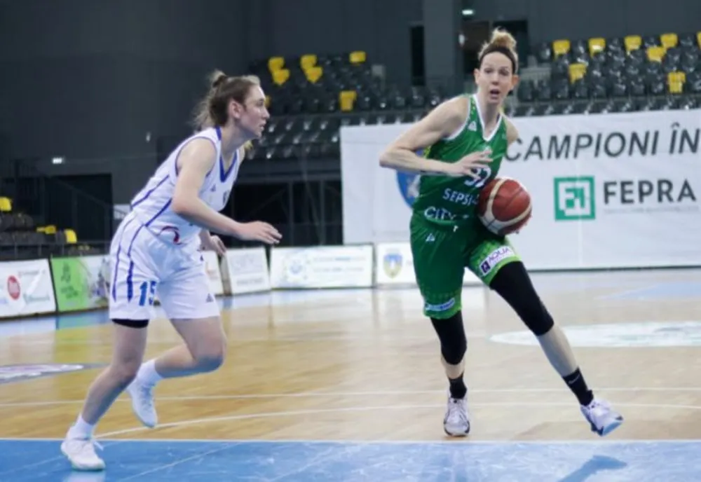 Încep semifinalele Ligii Naționale de baschet feminin