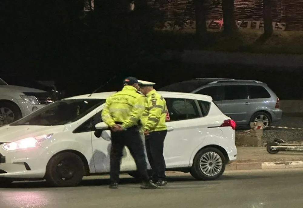 Un polițist a fost călcat cu mașina de traficanții de droguri