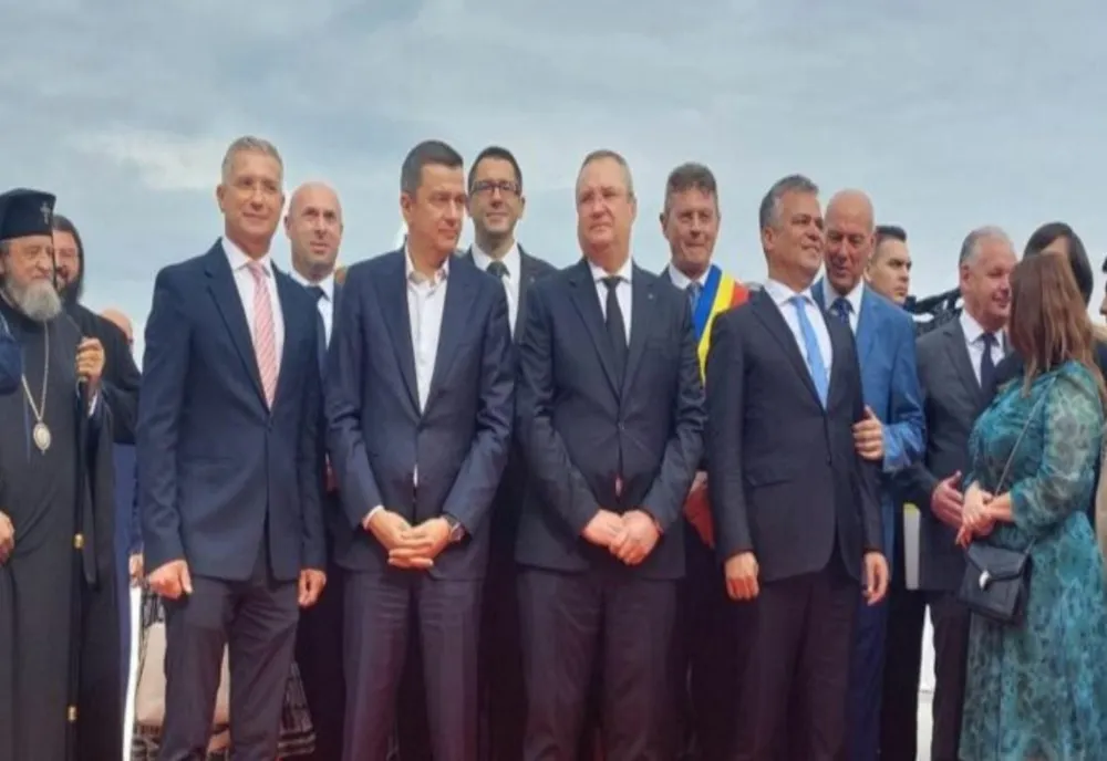 Bătaie de joc după inaugurarea noului aeroport din Brașov. Curse decalate, pasageri rămași la sol, personal insuficient