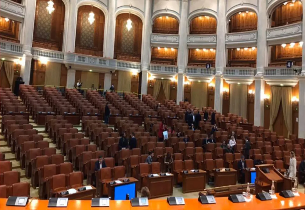 PREŞEDINTELE CAMEREI DEPUTAŢILOR: VOR FI DESFIINȚATE 240 DE POSTURI