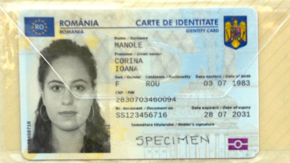 Românii pot semna acte digitale cu noua carte de identitate electronică 