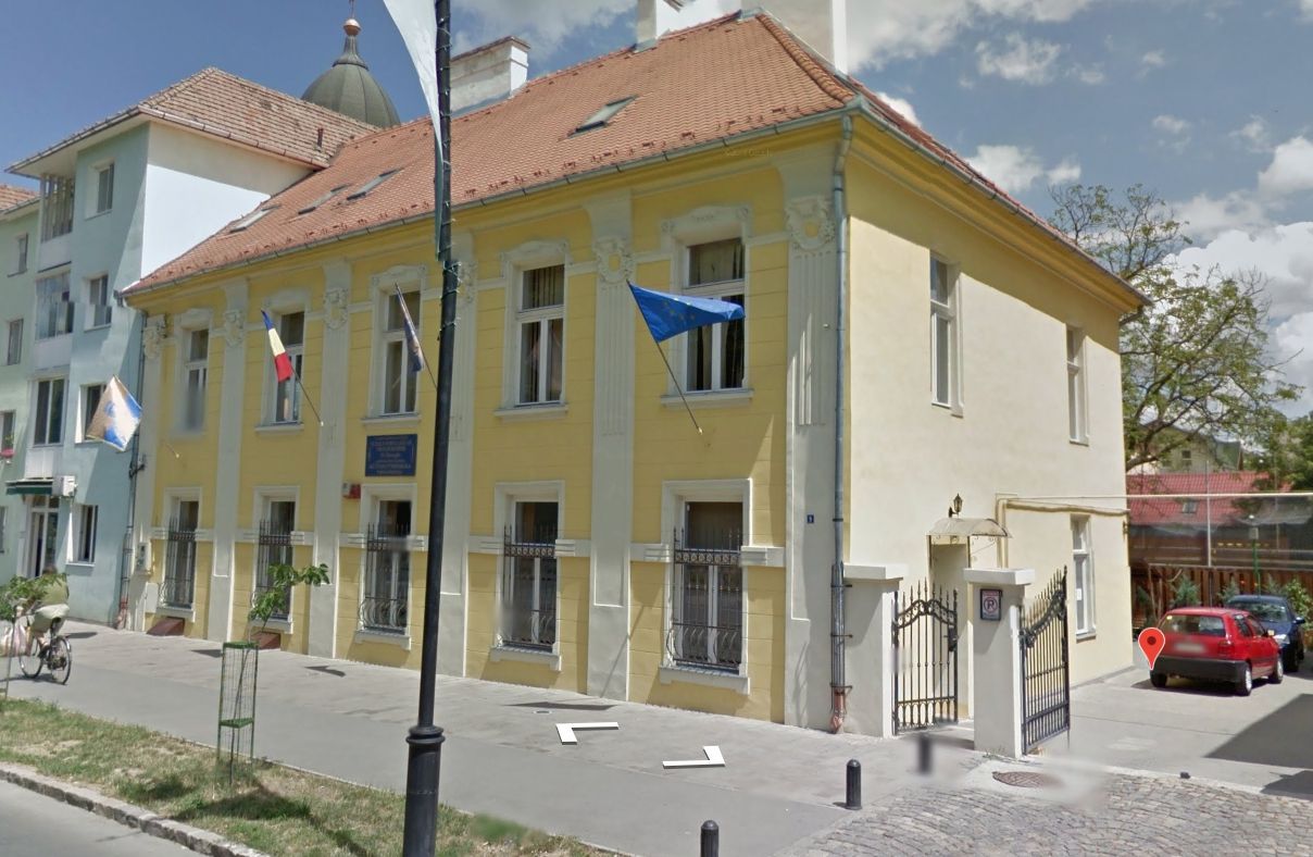 Şcoala Populară de Arte şi Meserii