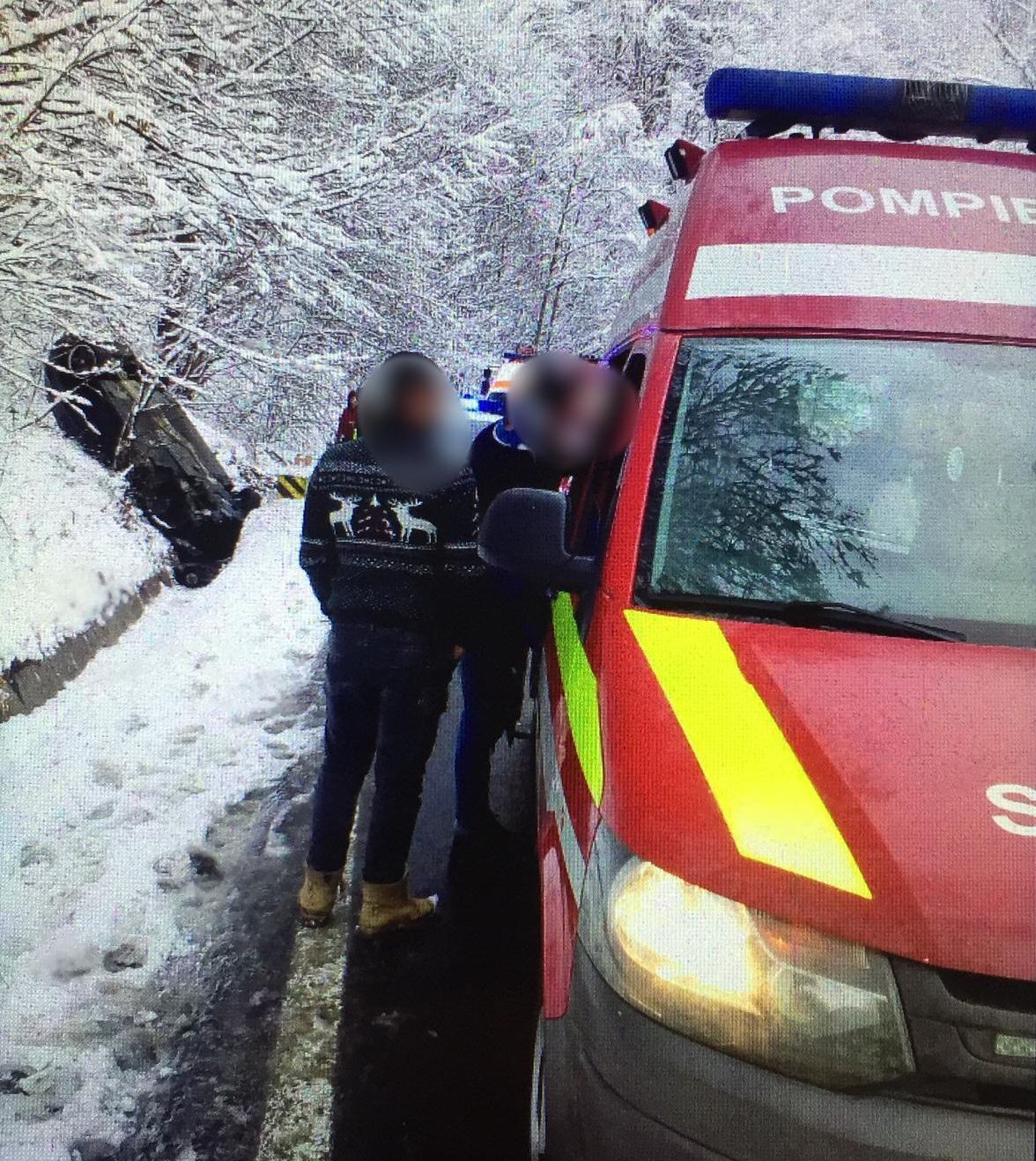 mașină răsturnată