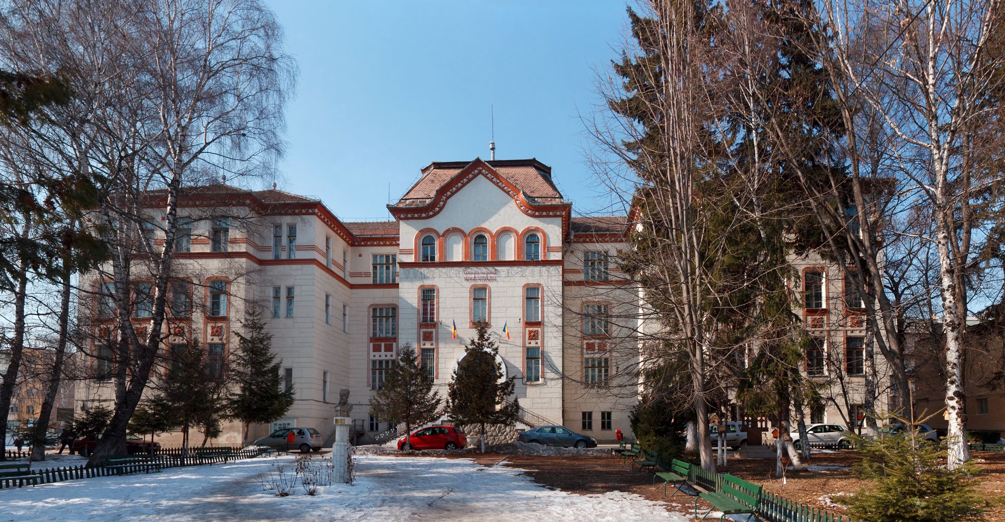 mihaly vitez iskola_vargyasi