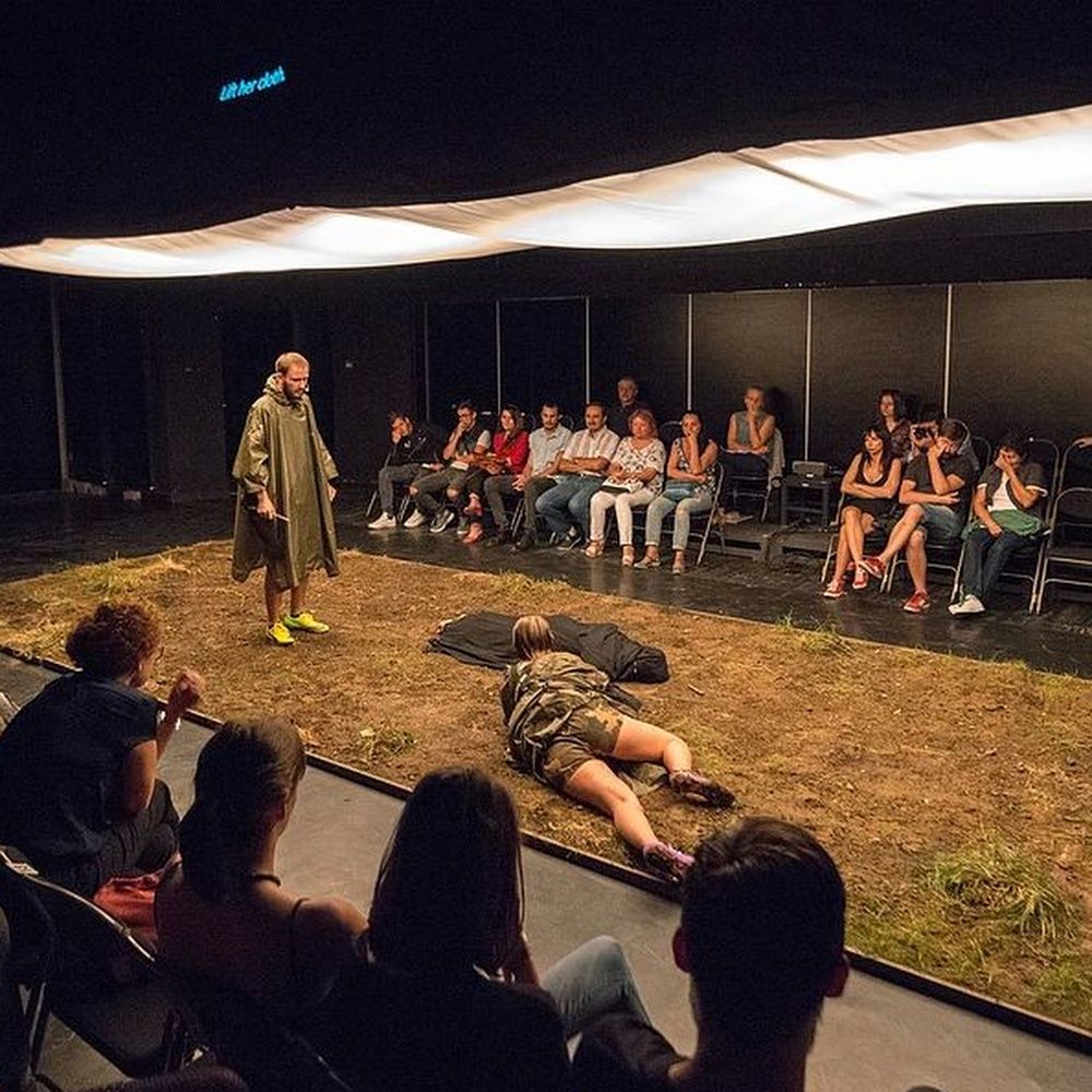 OMG Teatrul Andrei Muresanu Cropped