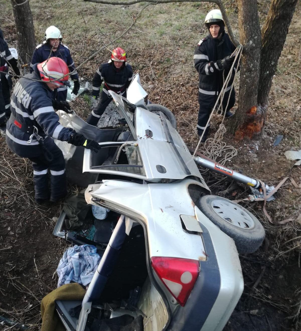 Masina rasturnata Valcele 1