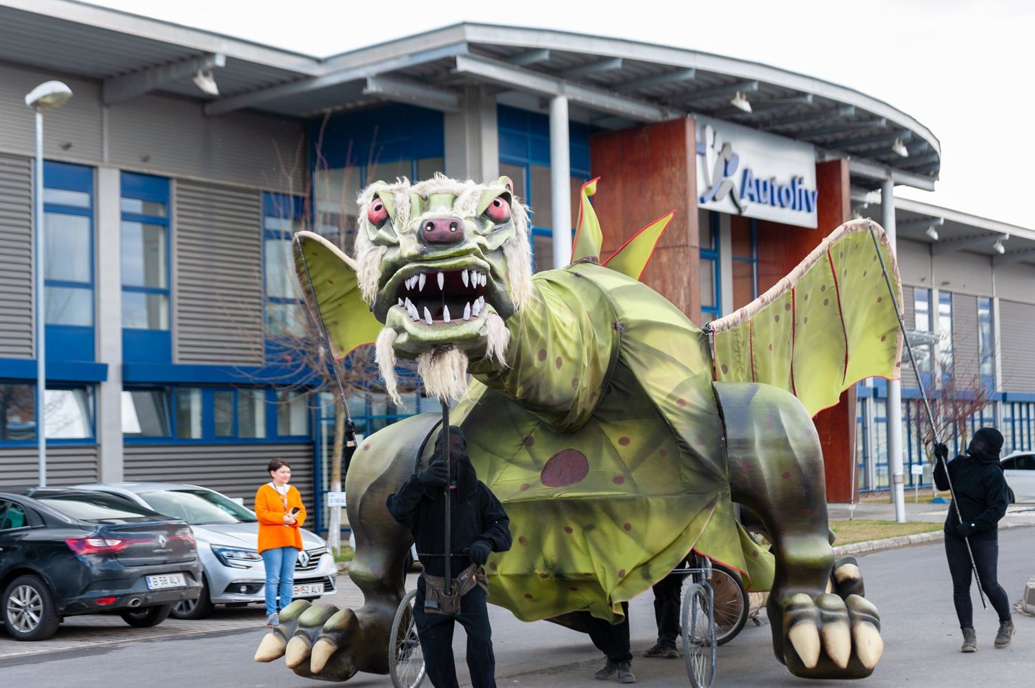 5 Balaurul la Autoliv