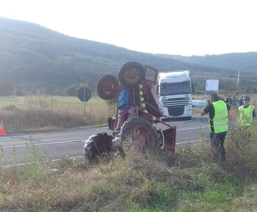 accident TIR cu tractor la Malnas 1