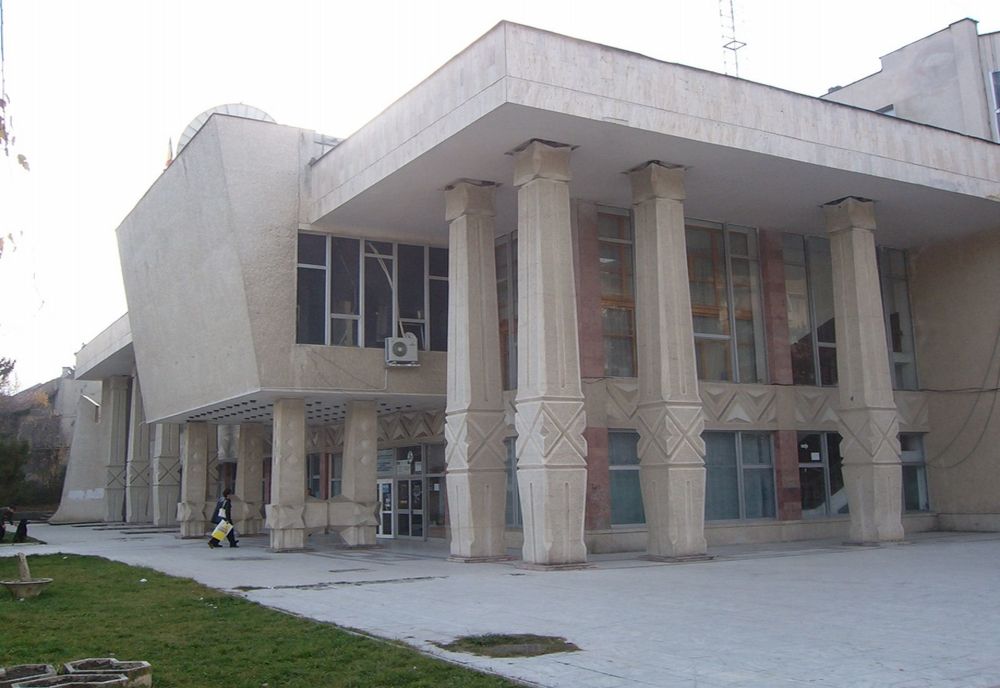 Casa de Cultură a Sindicatelor şi terenurile nefolosite ale MApN, solicitate de Primăria Sfântu Gheorghe noului Guvern