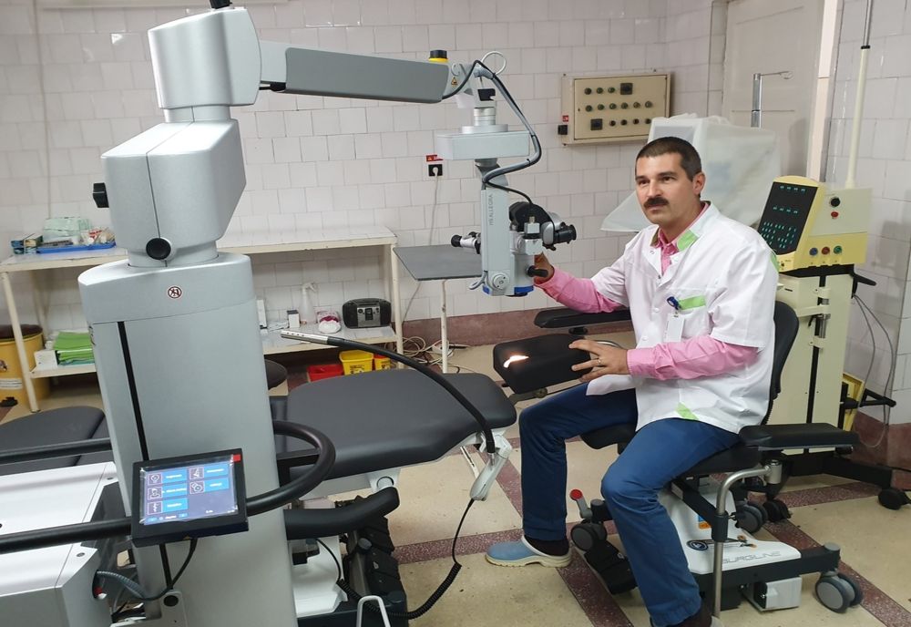 VIDEO. Aparatură nouă de peste 140.000 de euro la Secţia de Oftalmologie de la Spitalul Judeţean