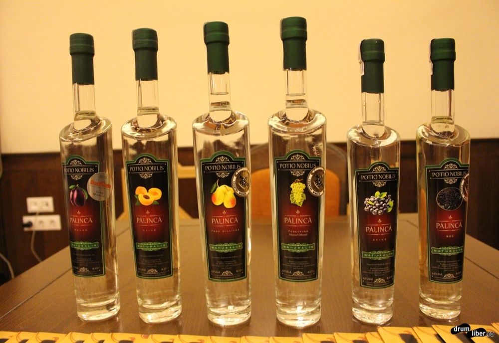 Pălinca de prune din Ozun, câștigătoare în județul Covasna la Competiției pălincilor