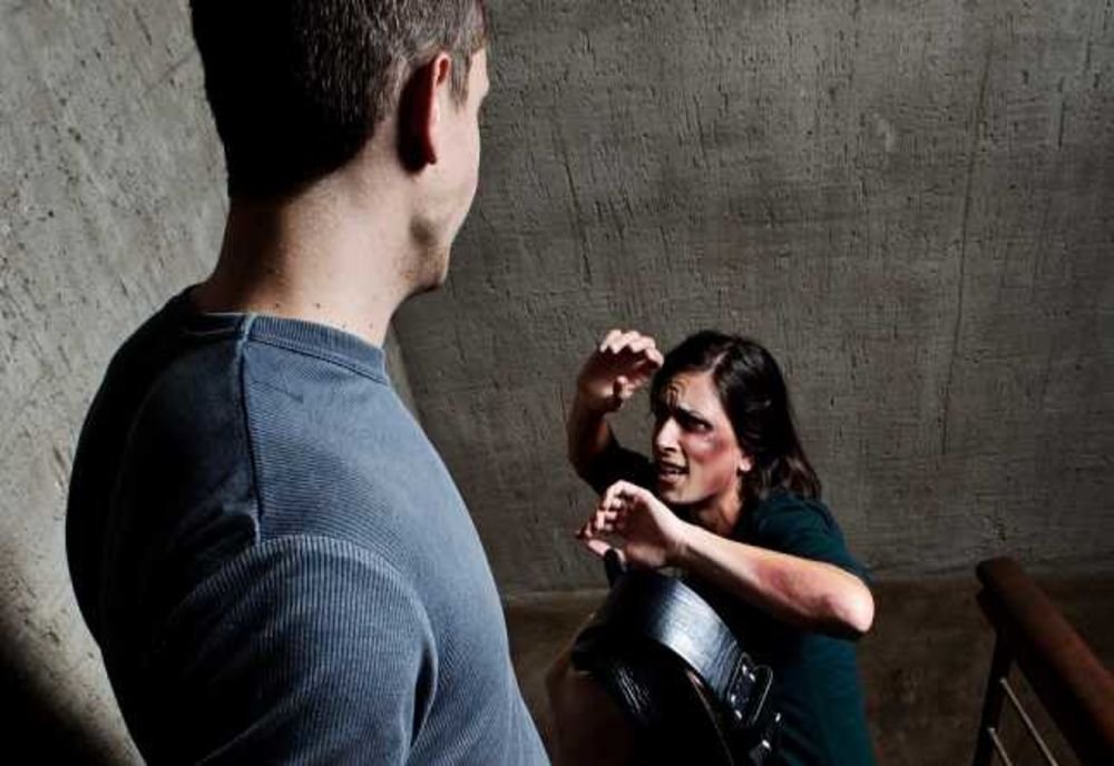 Ordin de protecție provizoriu împotriva unui covăsnean care și-a bătut și amenințat concubina