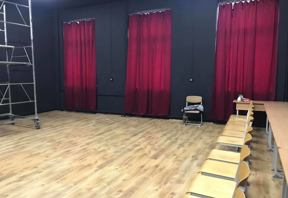 Elevii secției de actorie de la „Plugor Sandor” Sfântu Gheorghe au sală de teatru nouă