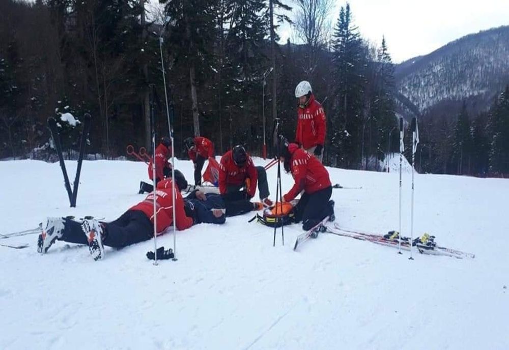 3 accidente miercuri pe pârtia de schi de la Șugaș Băi