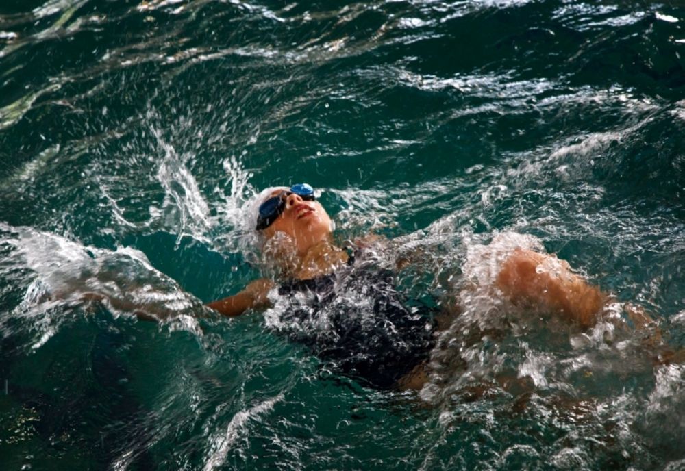 Elevii claselor a IV-a din Sfântu Gheirghe vor face înot gratuit 