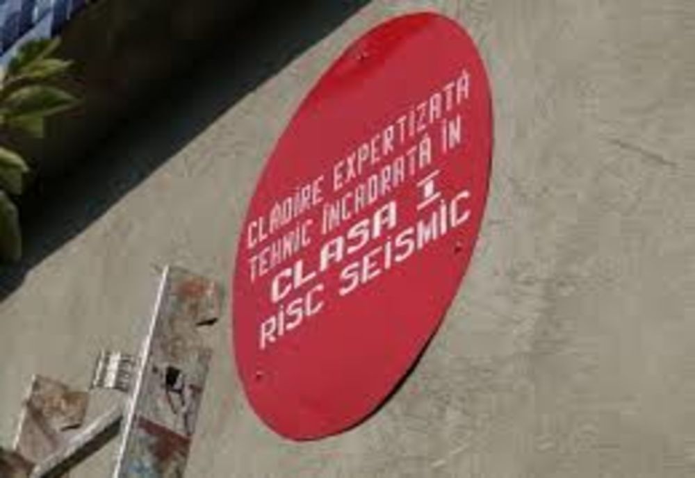 Singurul bloc cu bulină roșie din Sfântu Gheorghe va fi reabilitat