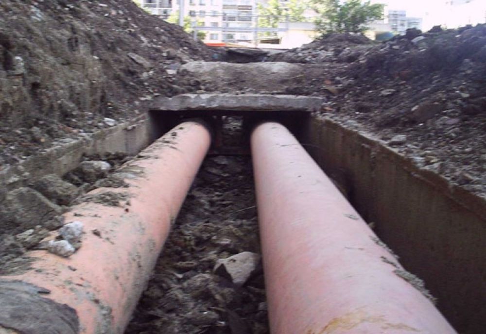 Încep lucrările de înlocuire a rețelei de apă și canalizare pe strada Sporturilor din Sfântu Gheorghe