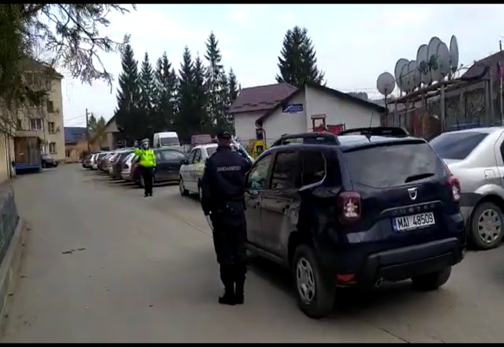 Imnul României s-a auzit în toată țara în semn de mulțumire pentru medici, dar și pentru persoanele care respectă izolarea 