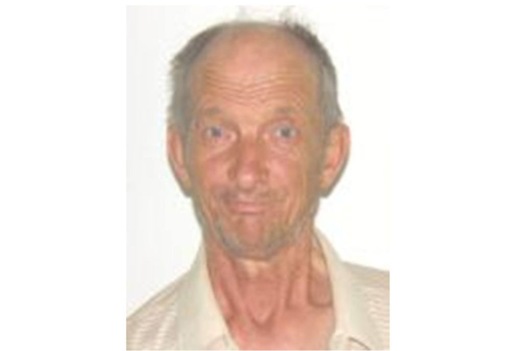 L-ați văzut? El este bărbatul de 70 de ani din Comandău, dispărut de acasă de vineri