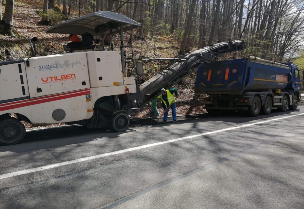 Continuă reparațiile pe drumurile naţionale administrate de DRDP în judeţul Covasna