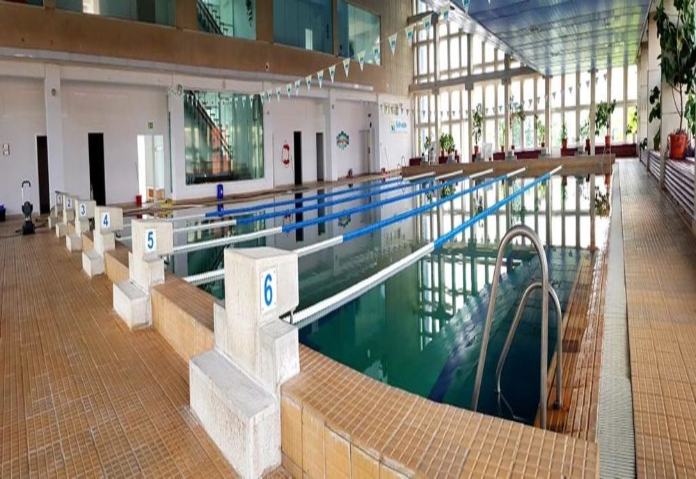 Mâine se redeschide Piscina din Sfântu Gheorghe. Deocamdată vor avea acces doar sportivii profesionişti  