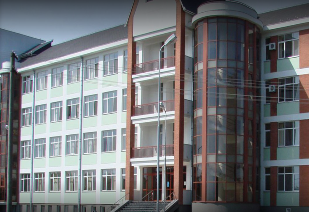 Secția de Chirurgie a Spitalului din Târgu Secuiesc, în carantină. Doi medici testați pozitiv pentru Covid-19