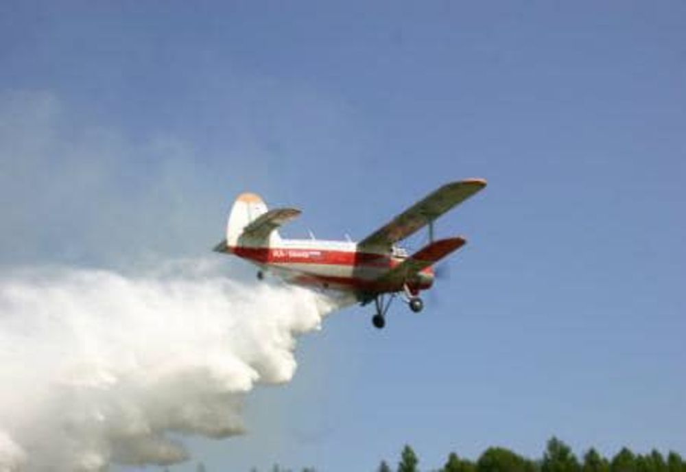 Acţiunea de dezinsecţie din avion, amânată, din nou, din cauza ceţii