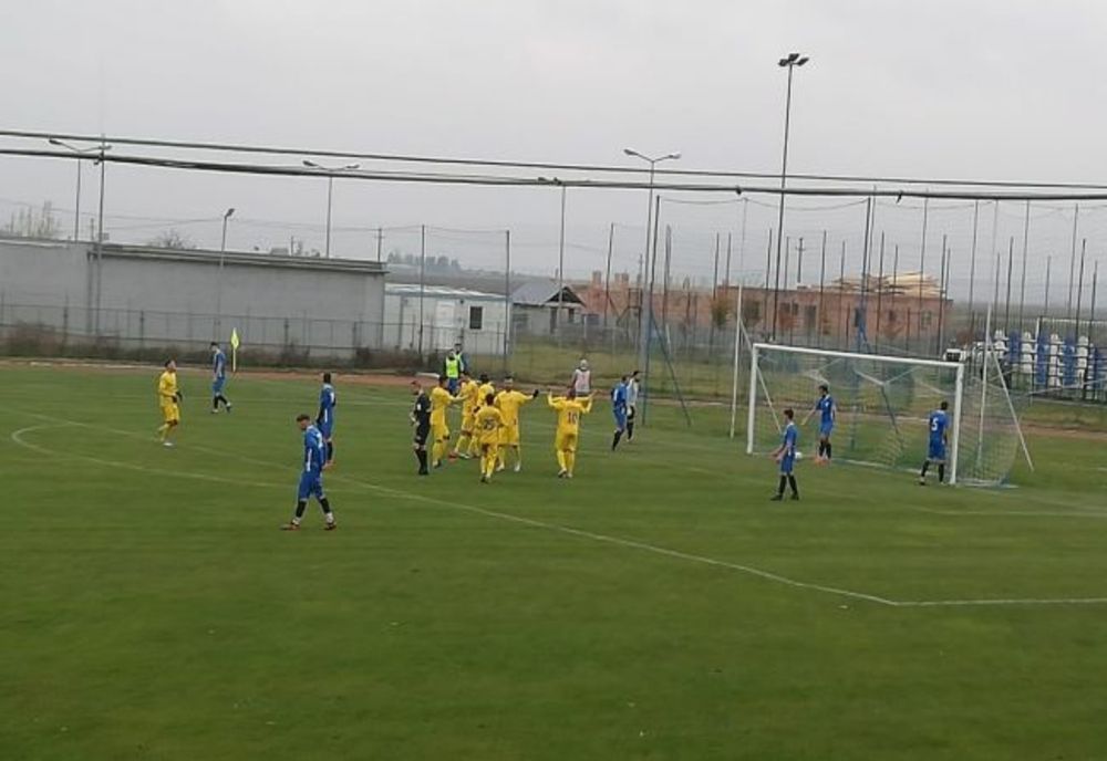 FOTBAL: Succese fără emoții pentru Corona și SR Brașov, în liga a treia