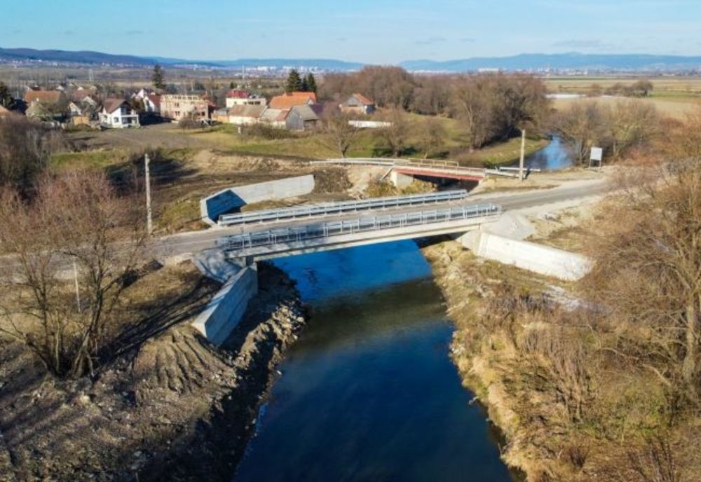 Podul din Ilieni, peste Olt, este finalizat!