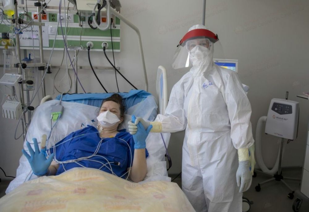 Peste 50 de pacienţi infectaţi cu SARS-CoV-2 internaţi la Sfântu Gheorghe
