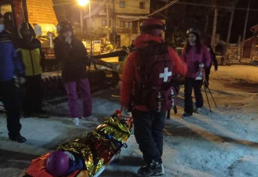 4 accidente pe pârtiile de schi din județul Covasna, în weekend