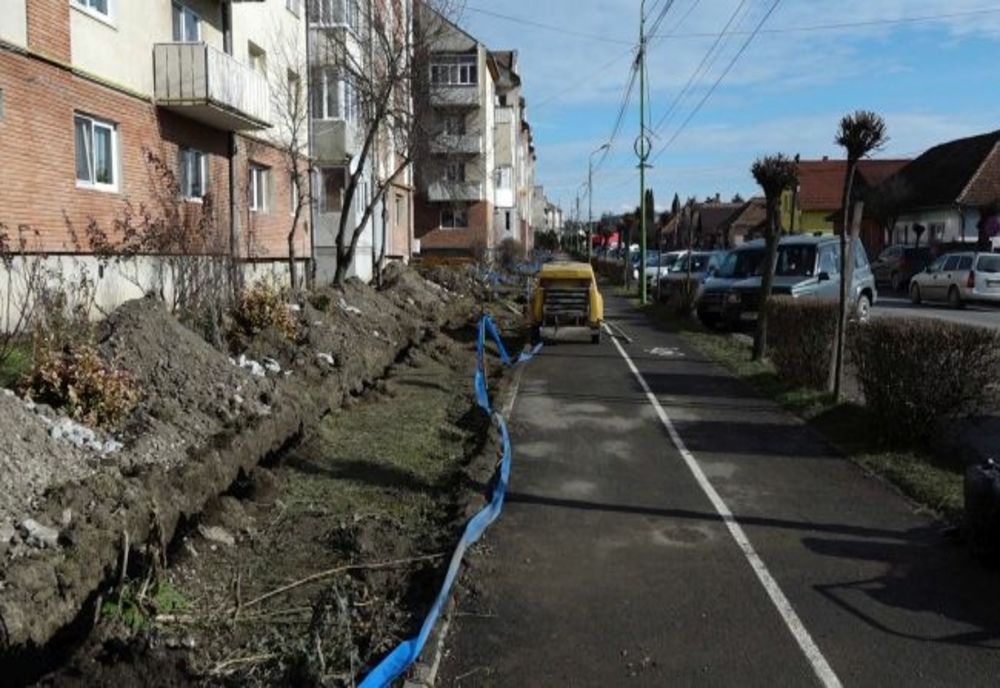 Lucrări la rețeaua de apă și canalizare din Târgu Secuiesc! "Îi rugăm pe localnici să aibă răbdare, rezultatele nu vor apărea peste noapte"