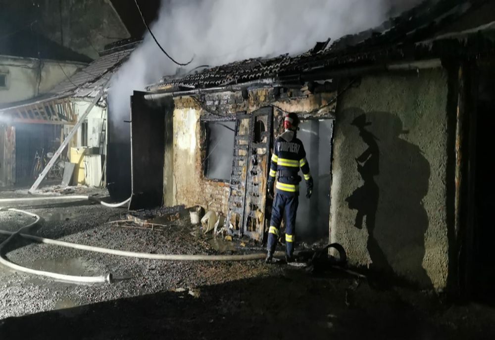 Pompierii din Covasna au fost solicitați, în weekend, să intervină la 5 incendii