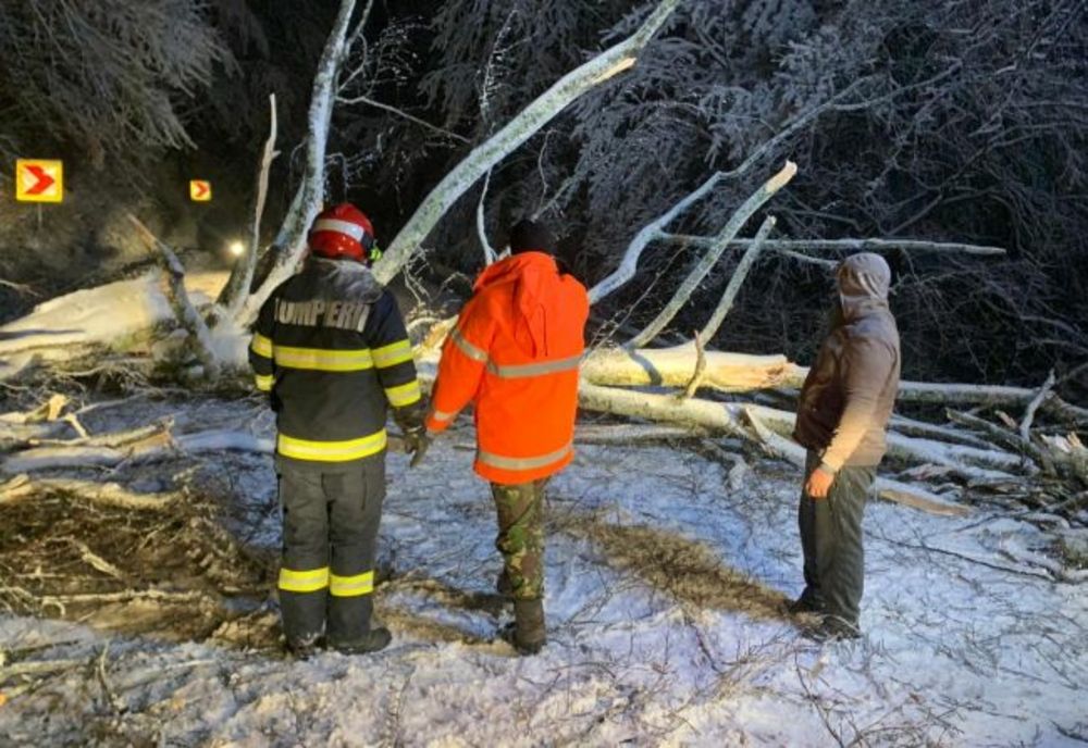 Peste 20 de apeluri la 112, toată noaptea, la ISU Covasna