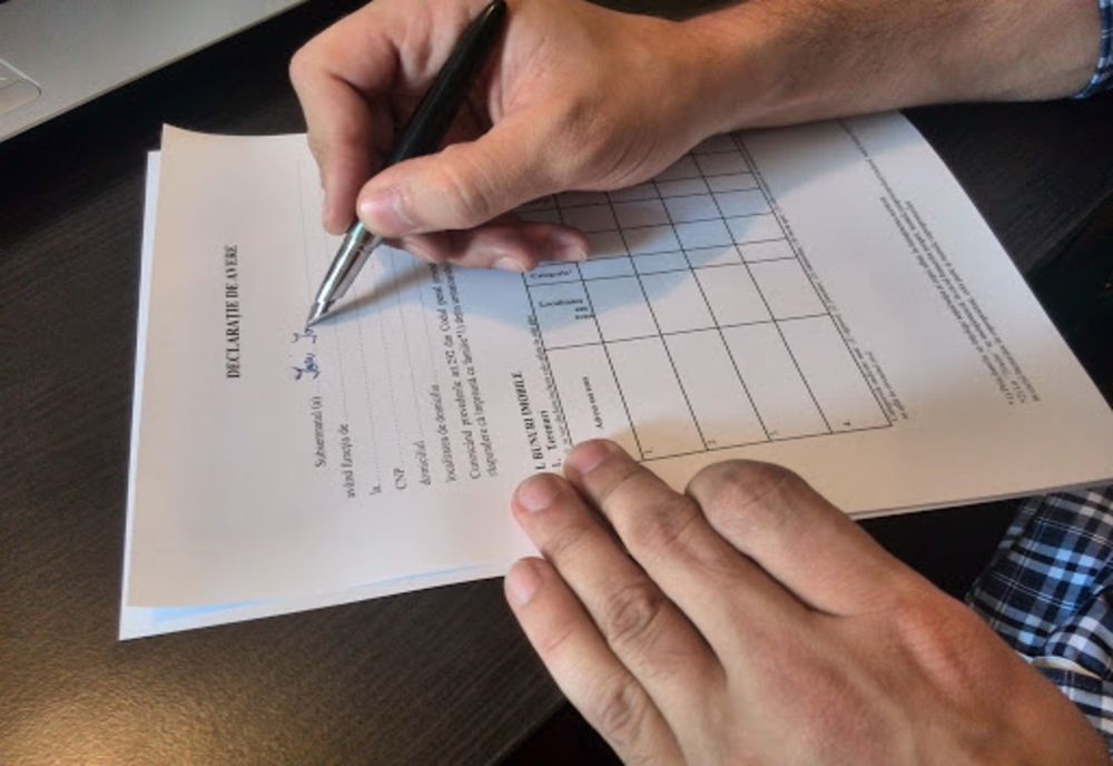 15 iunie 2021, data limită până la care se pot depune declarațiile de avere și de interese anuale