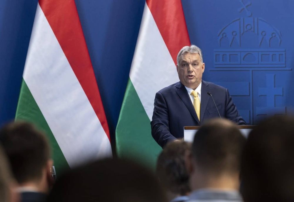 Liderii UDMR la congresul al FIDESZ: "Viktor Orbán a întărit identitatea comunităţii maghiare din Bazinul Carpatic"