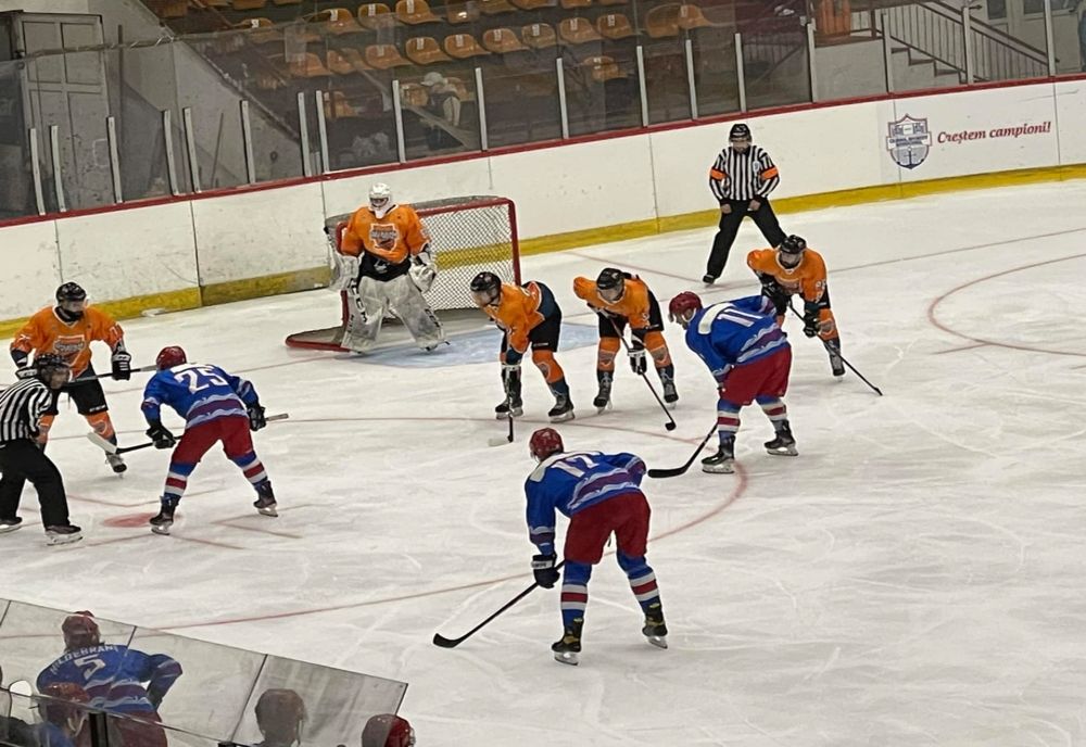 CSM Galați a făcut spectacol cu Fenestela pe patinoarul Dunărea