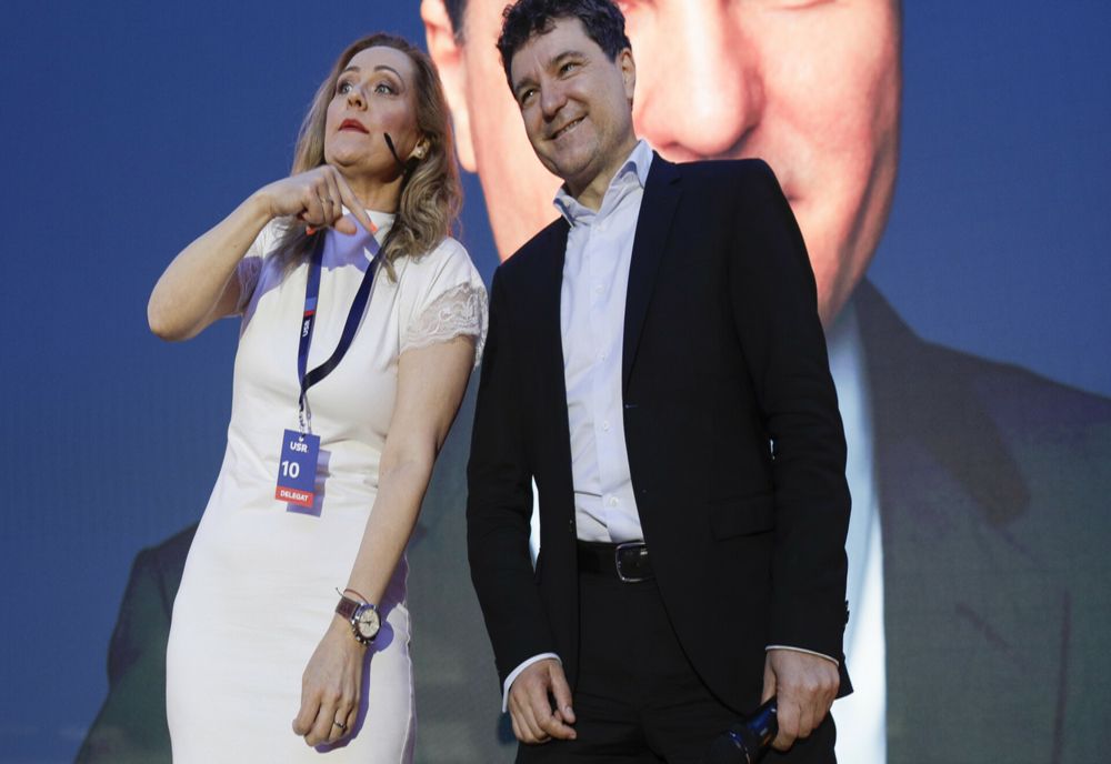 USR SUGEREAZĂ O „ECHIPĂ COMUNĂ" ÎNTRE ELENA LASCONI ȘI NICUȘOR DAN PENTRU ALEGERILE PREZIDENȚIALE