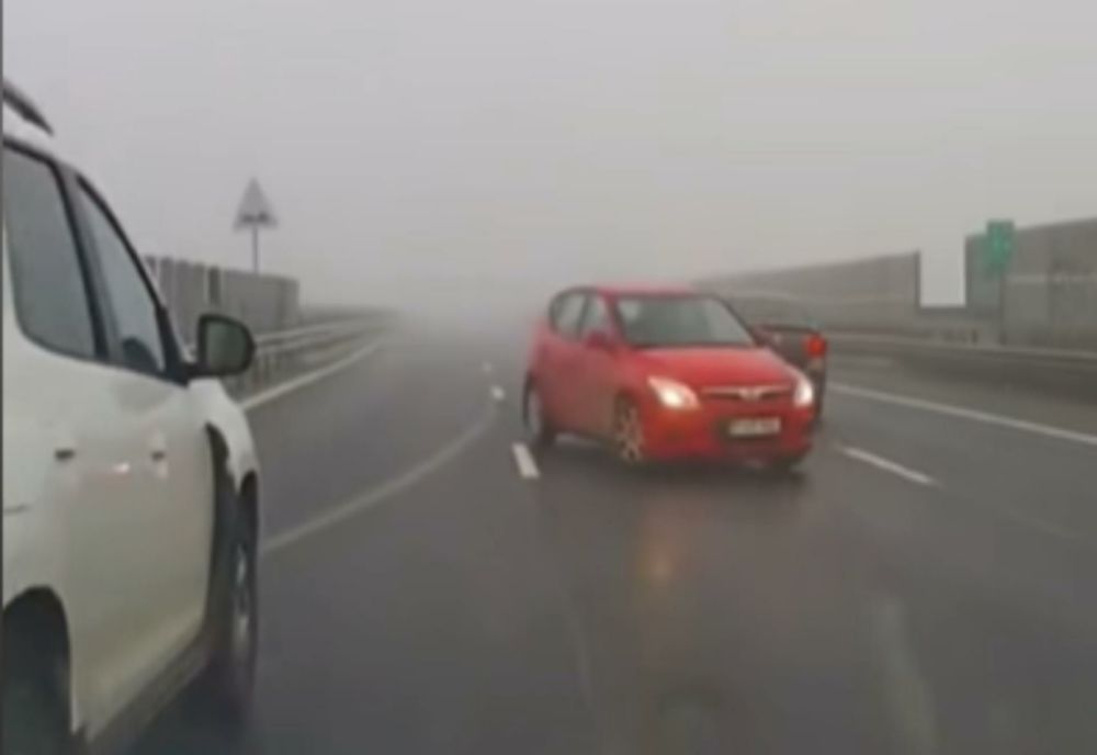 Șofer prins pe contrasens pe Autostrada A3. Accident evitat în ultimul moment - VIDEO