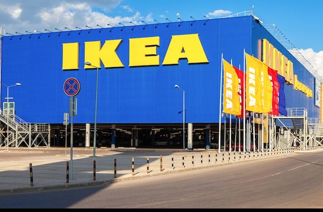 O artistă din Italia a învins IKEA în instanță! Compania, obligată să plătească despăgubiri pentru folosirea unui desen fără acord